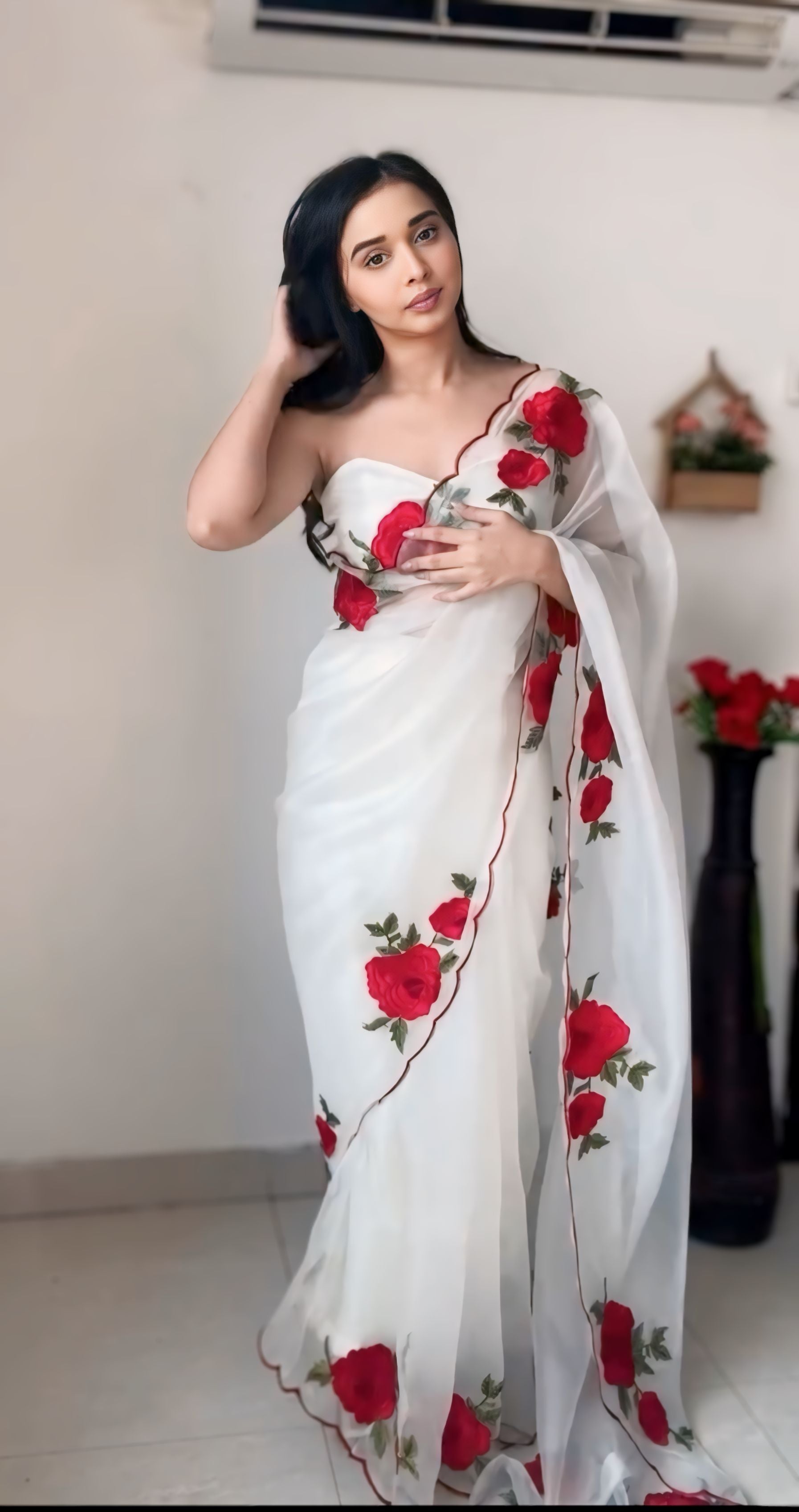 White Floral Designer Saree With Elegant Rose Print