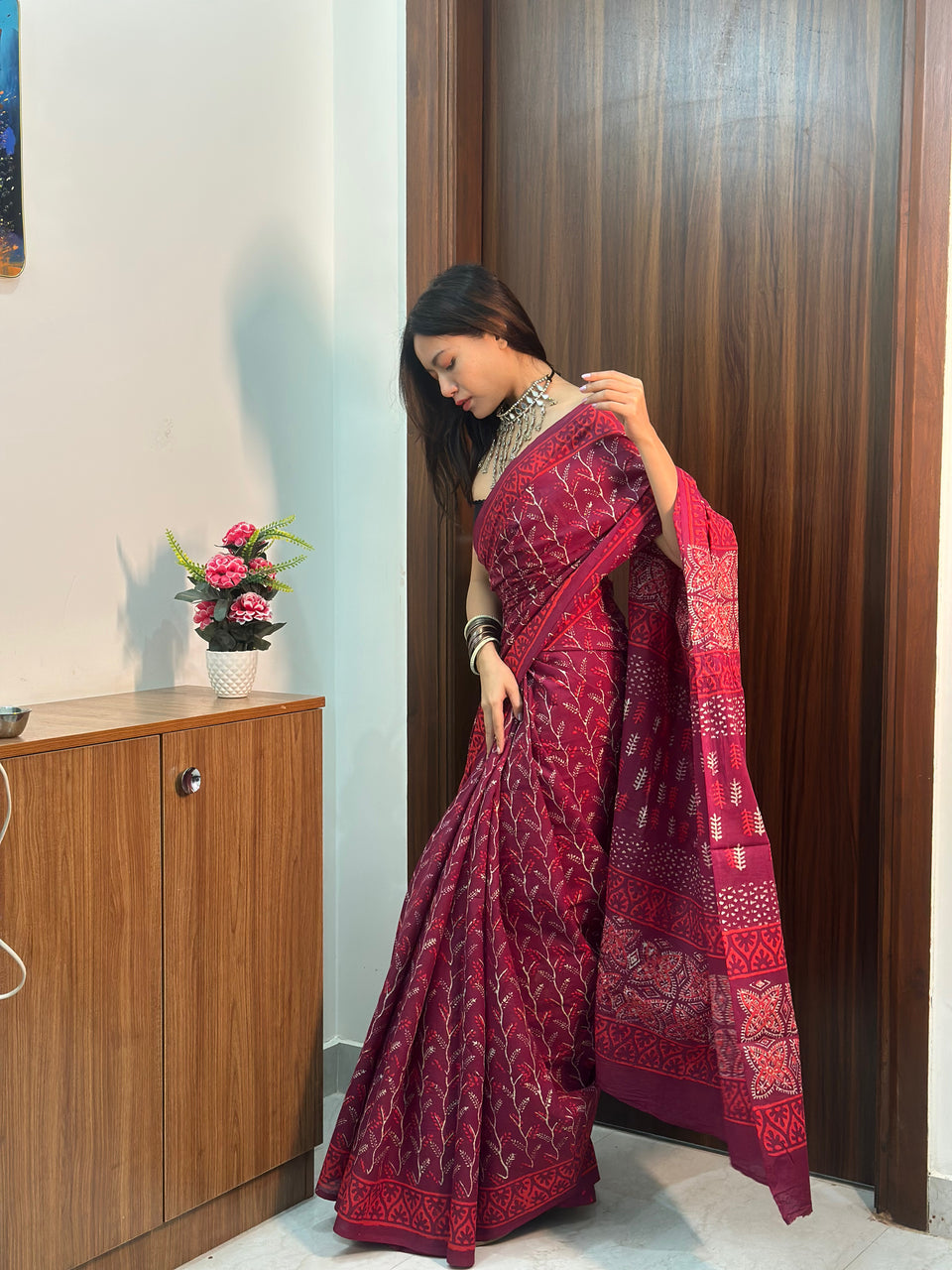 Red Traditional Printed Saree With Elegant Ethnic Design