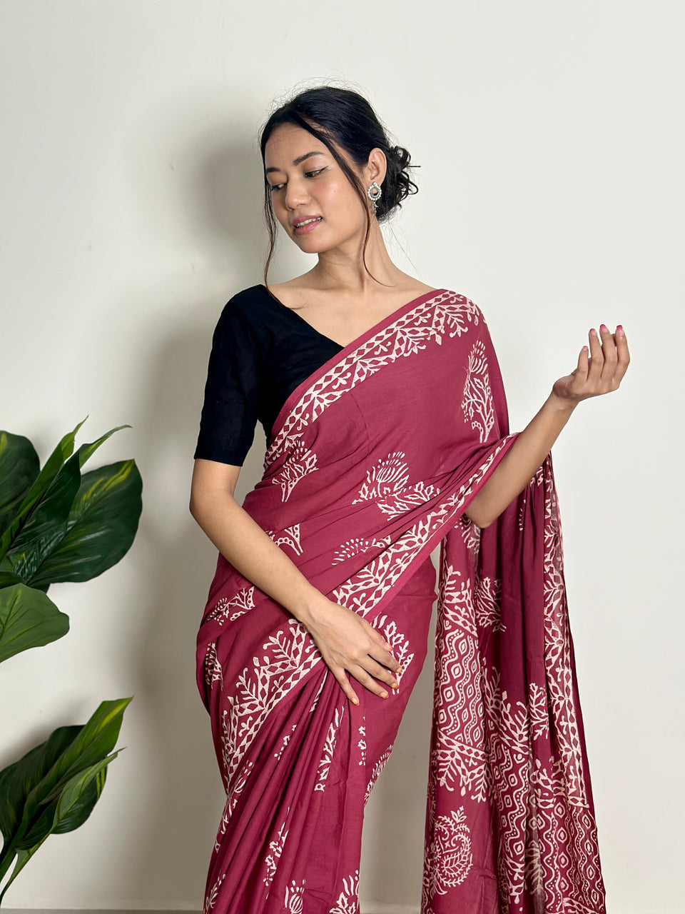Wine Maroon Traditional Saree With Elegant Printed Design