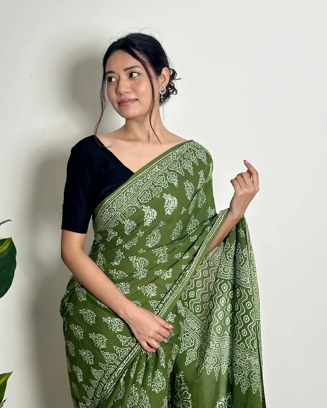 Pink, Green Ethnic Printed Saree With Elegant Traditional Styling