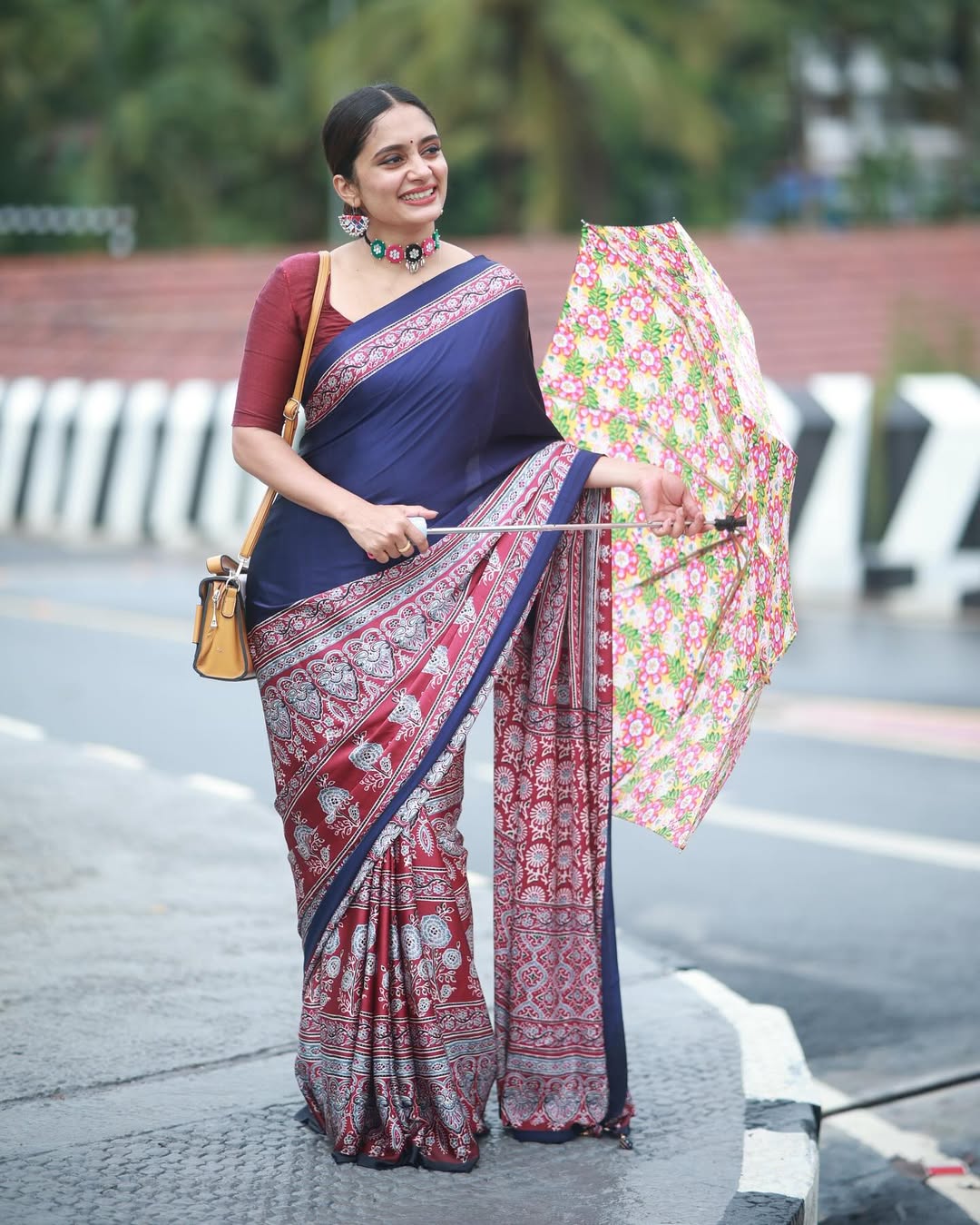 Women Black & Blue With Red Designer Saree with Artistic Traditional Print