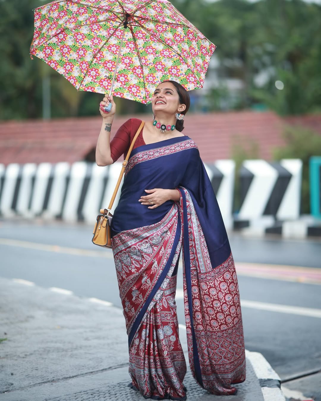 Women Black & Blue With Red Designer Saree with Artistic Traditional Print