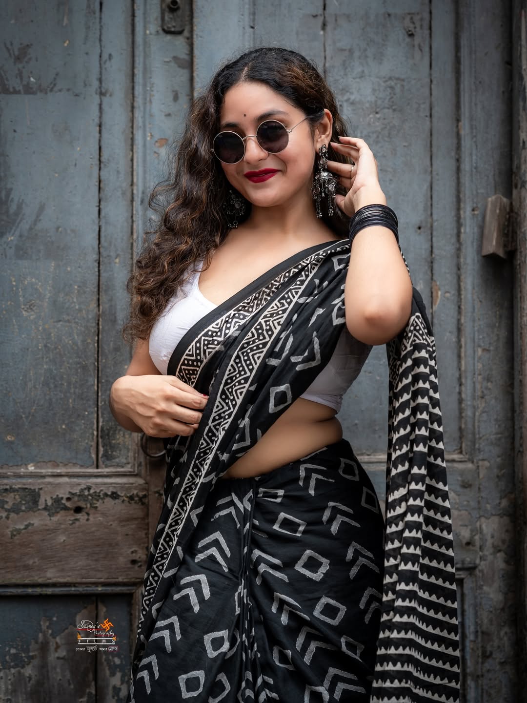Black Traditional Printed Saree With Elegant Ethnic Design