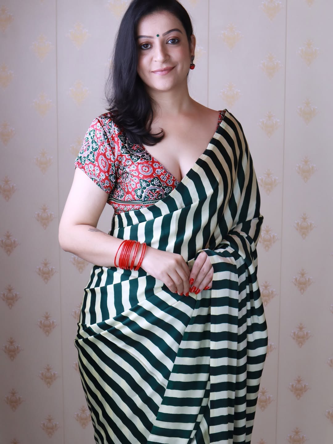 Women Black and Yellow Striped Saree with Stylish Ethnic Designer Look