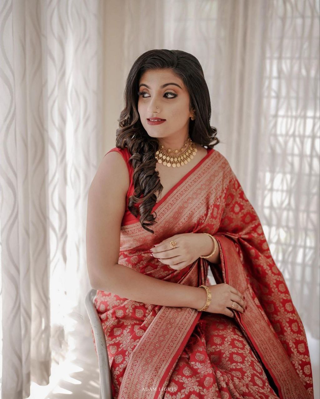 Women Red Traditional Designer Saree With Elegant Ethnic Print Border