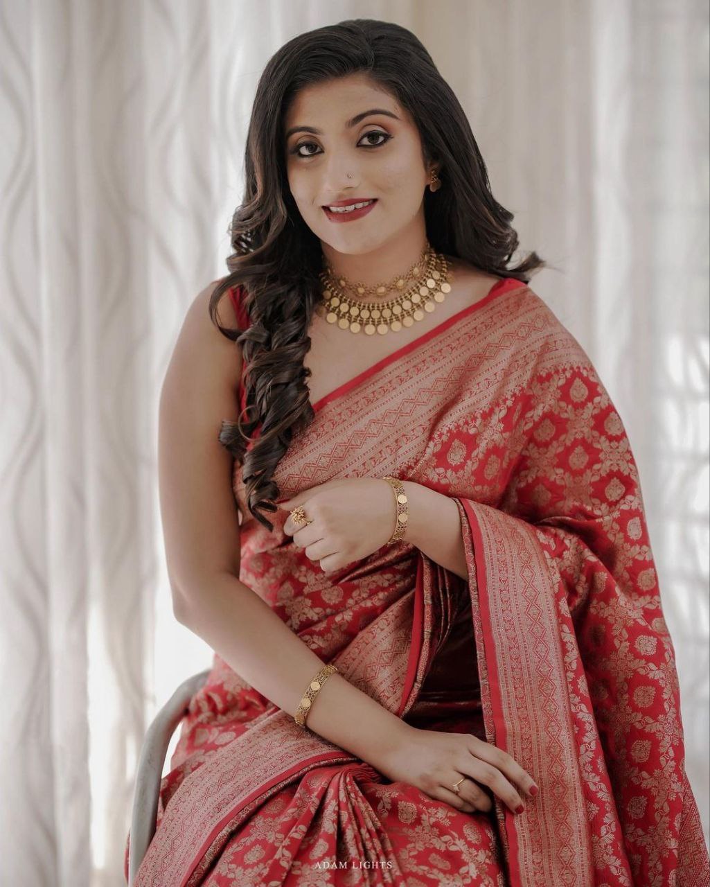Women Red Traditional Designer Saree With Elegant Ethnic Print Border