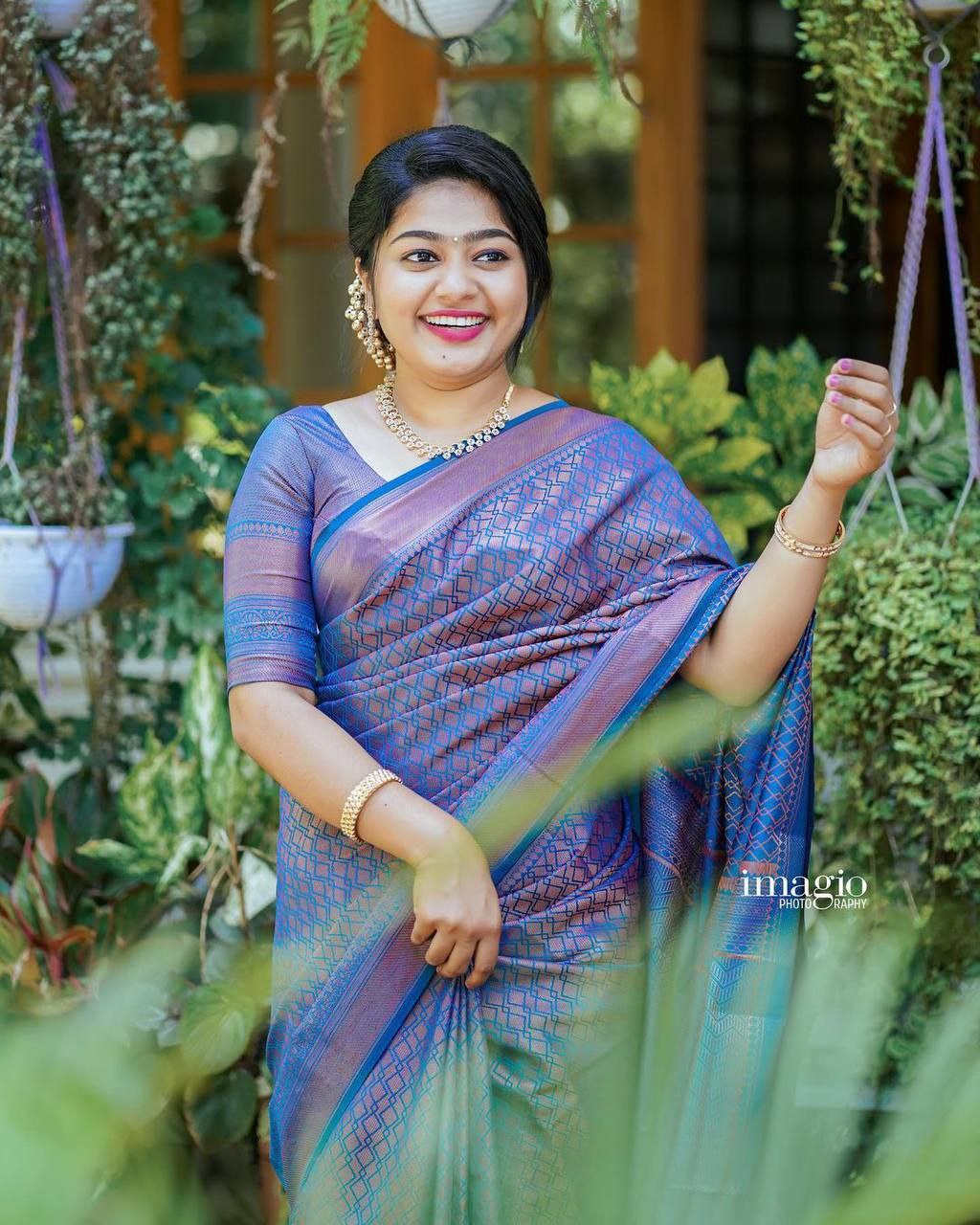Royal Blue Traditional Saree With Elegant Golden Border