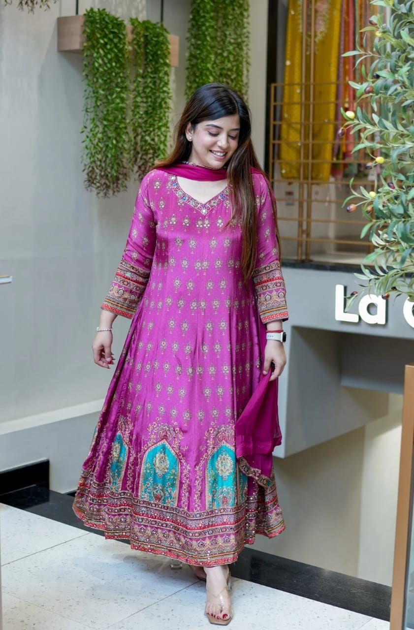 Pink, purpale Traditional Kurta Set with Dupatta